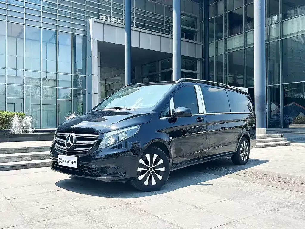 Mercedes-Benz Vito — фото 1