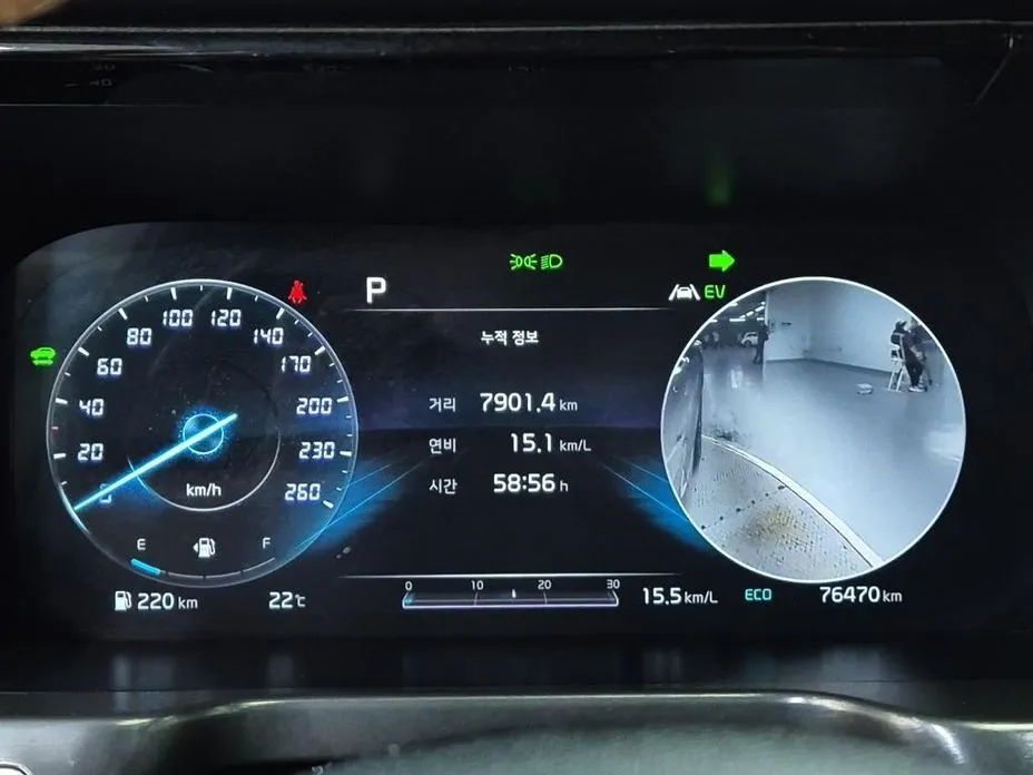 Kia Sorento — фото 9