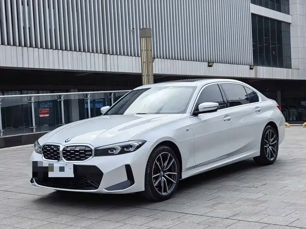 BMW 3 Series — фото 1