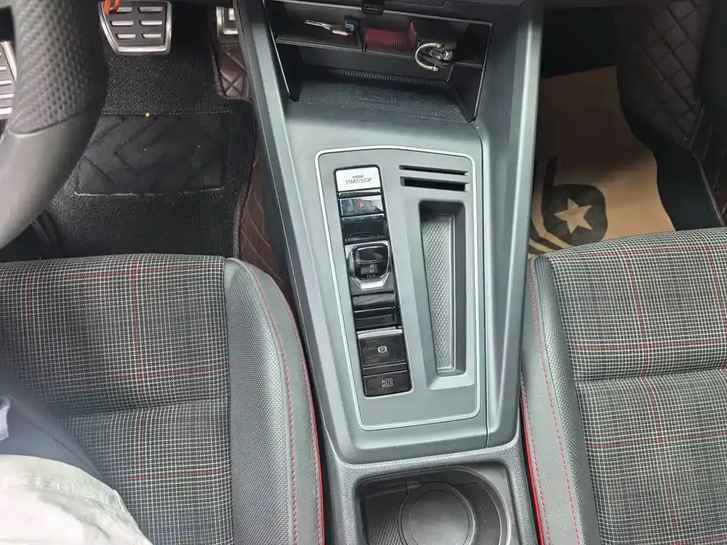 Volkswagen Golf GTI 2022 из CN, фото 8