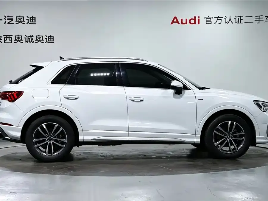 Audi Q3 2021 из CN, фото 7