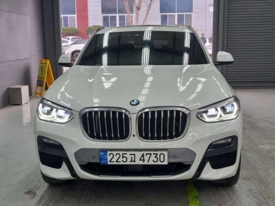 BMW X4 2021 из KR, фото 3
