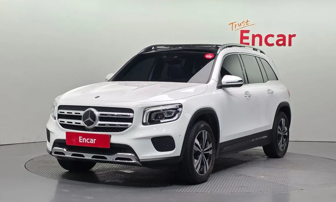 Mercedes-Benz GLB-Class — фото 1