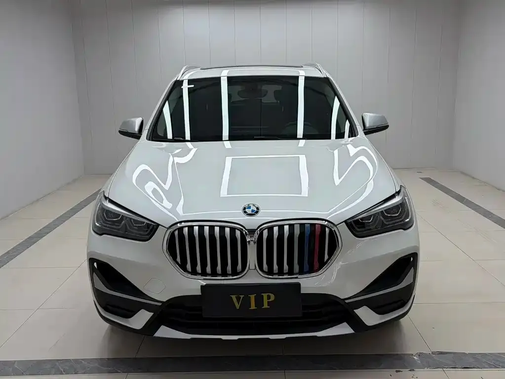 BMW X1 — фото 2
