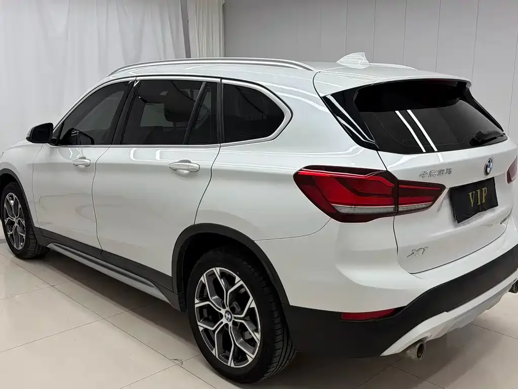 BMW X1 — фото 3