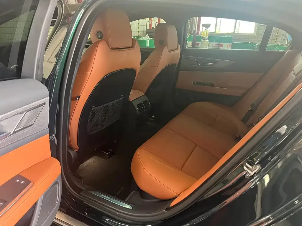 Jaguar XEL 2024 из CN, фото 7