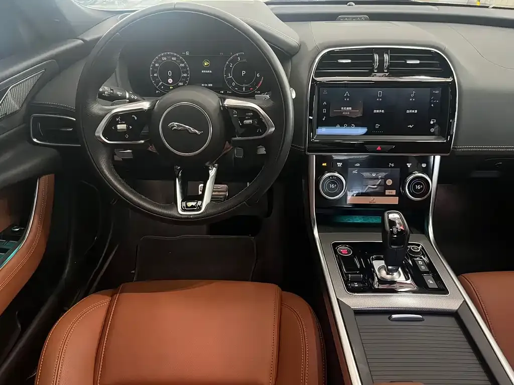Jaguar XEL 2024 из CN, фото 5