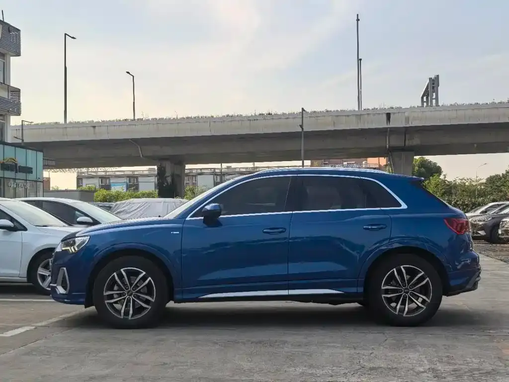Audi Q3 — фото 2