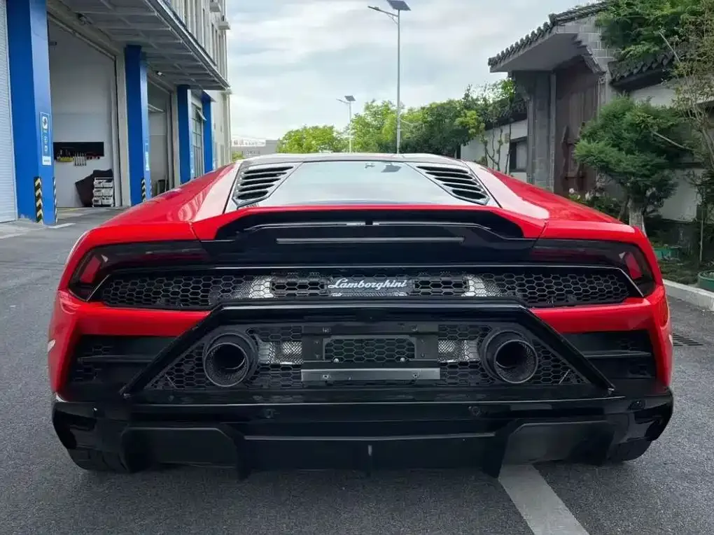 Lamborghini Huracan — фото 7