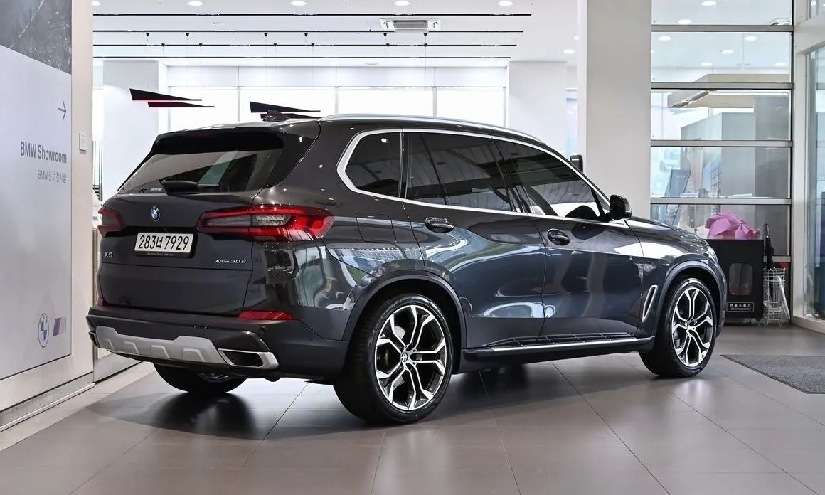 BMW X5 — фото 10