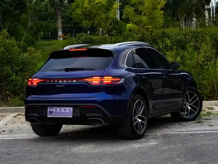 Porsche Macan — фото 7