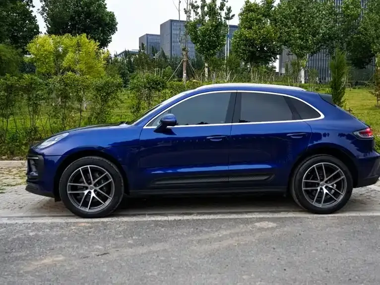 Porsche Macan — фото 10