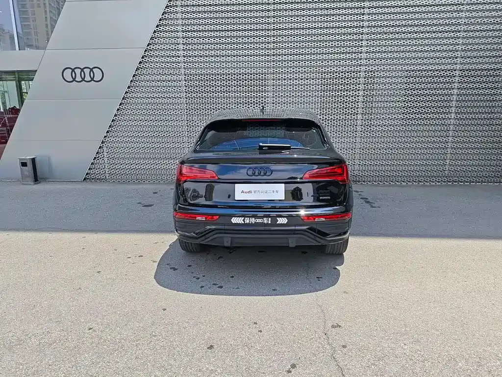 Audi Q5L Sportback — фото 8