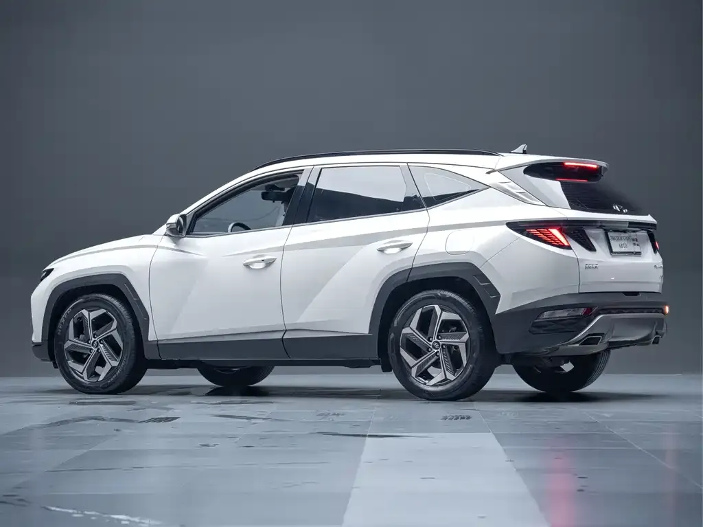 Hyundai Tucson — фото 7