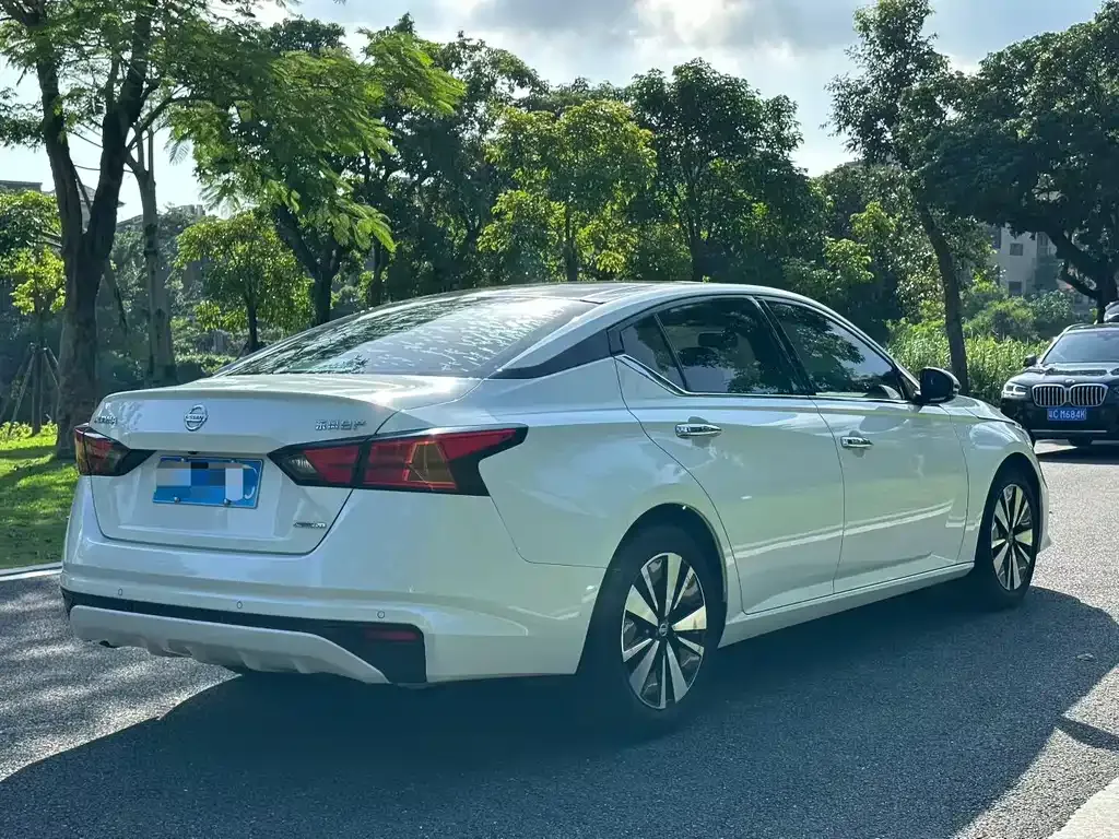 Nissan Teana — фото 8