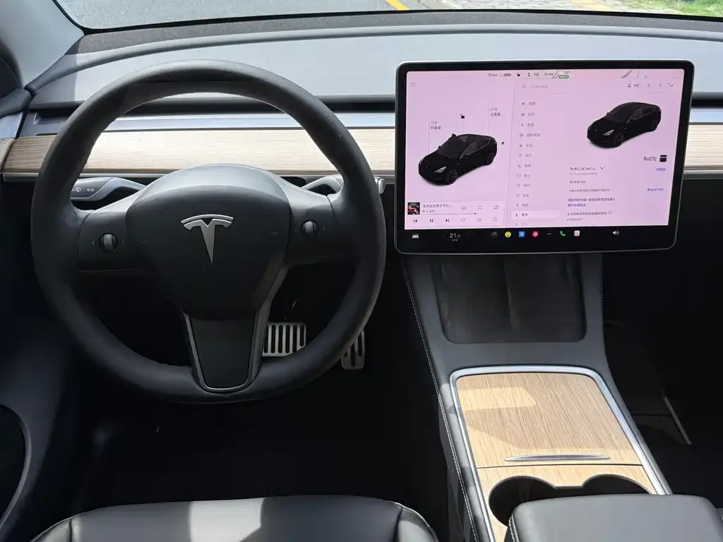 Tesla Model Y — фото 5