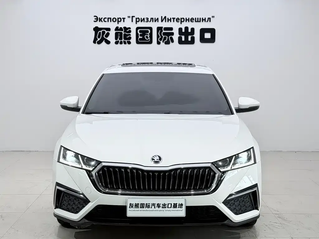 Skoda Octavia — фото 3