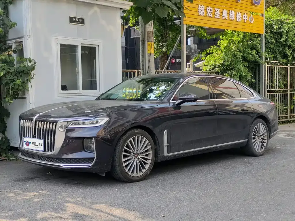 Hongqi H9 — фото 1
