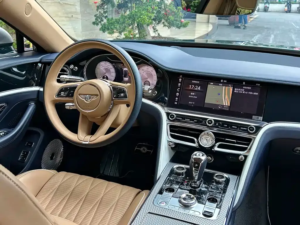 Bentley Flying Spur — фото 8