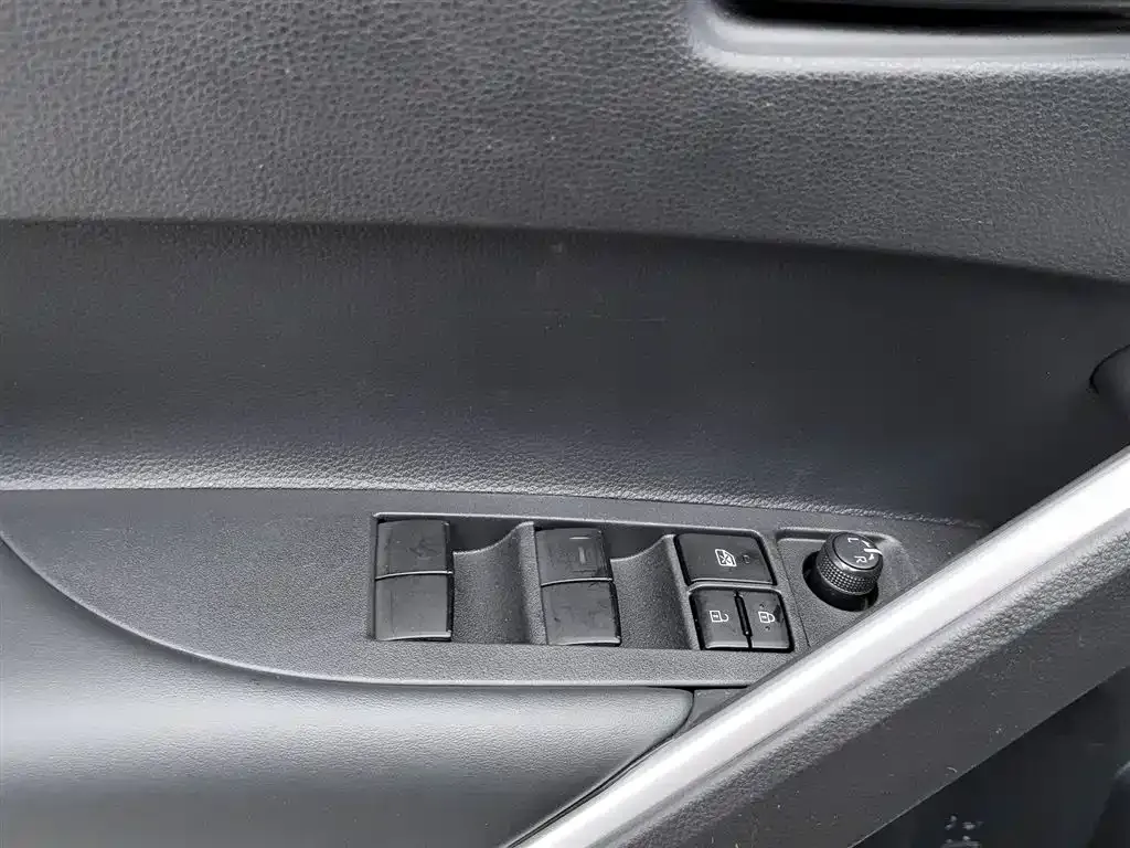 Toyota Frontlander 2024 из CN, фото 7