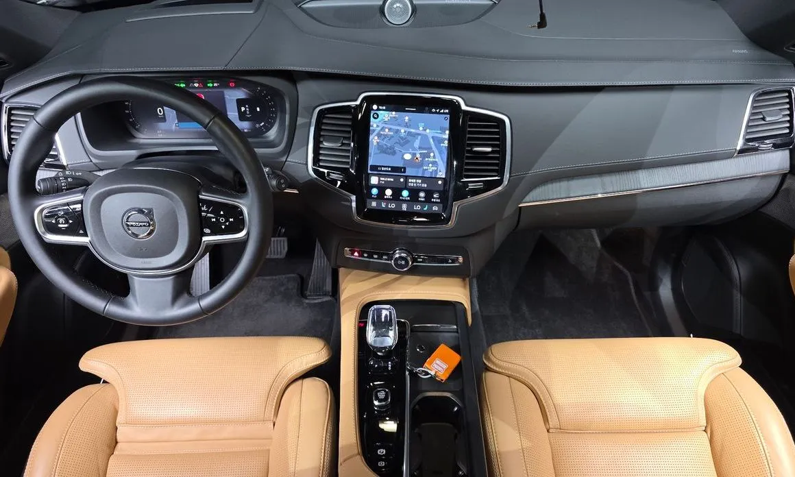 Volvo XC90 2025 из KR, фото 5
