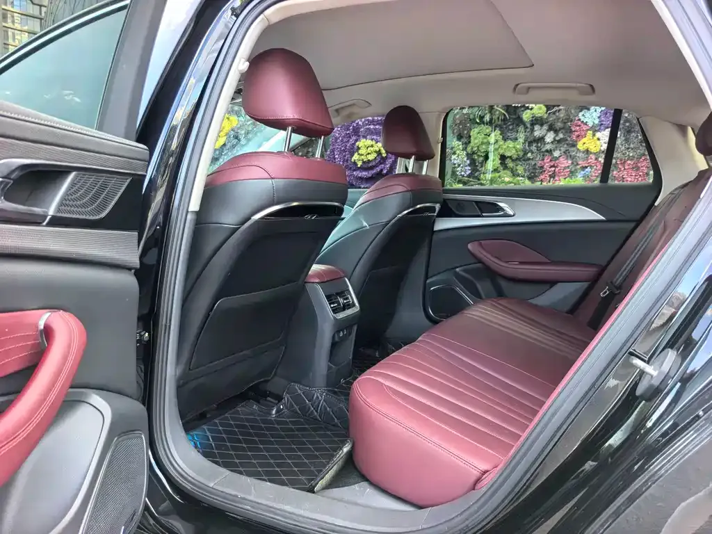 Hongqi H5 2024 из CN, фото 8