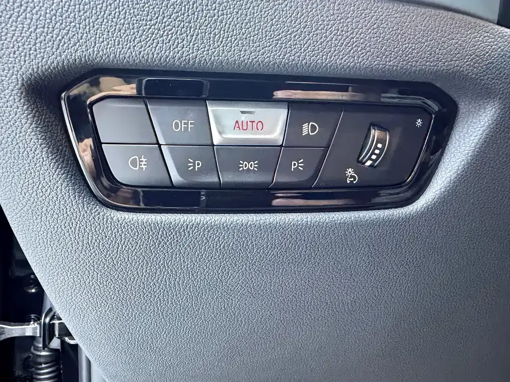 BMW 3 Series — фото 10