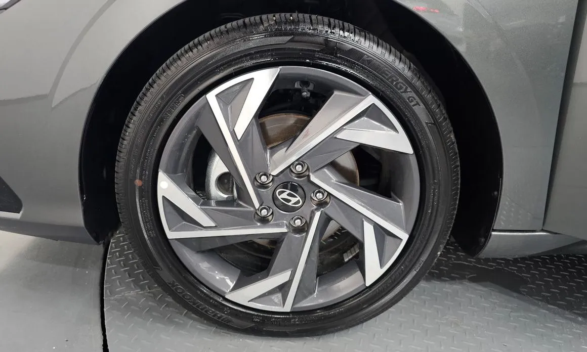 Hyundai AVANTE — фото 6