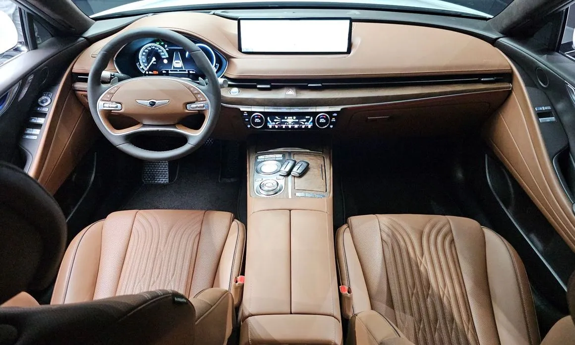 Genesis G80 — фото 10