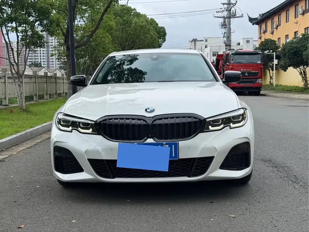 BMW 3 Series — фото 1