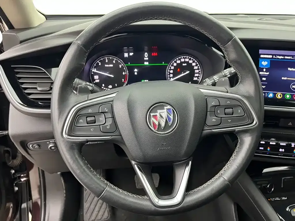 Buick Envision Plus — фото 5