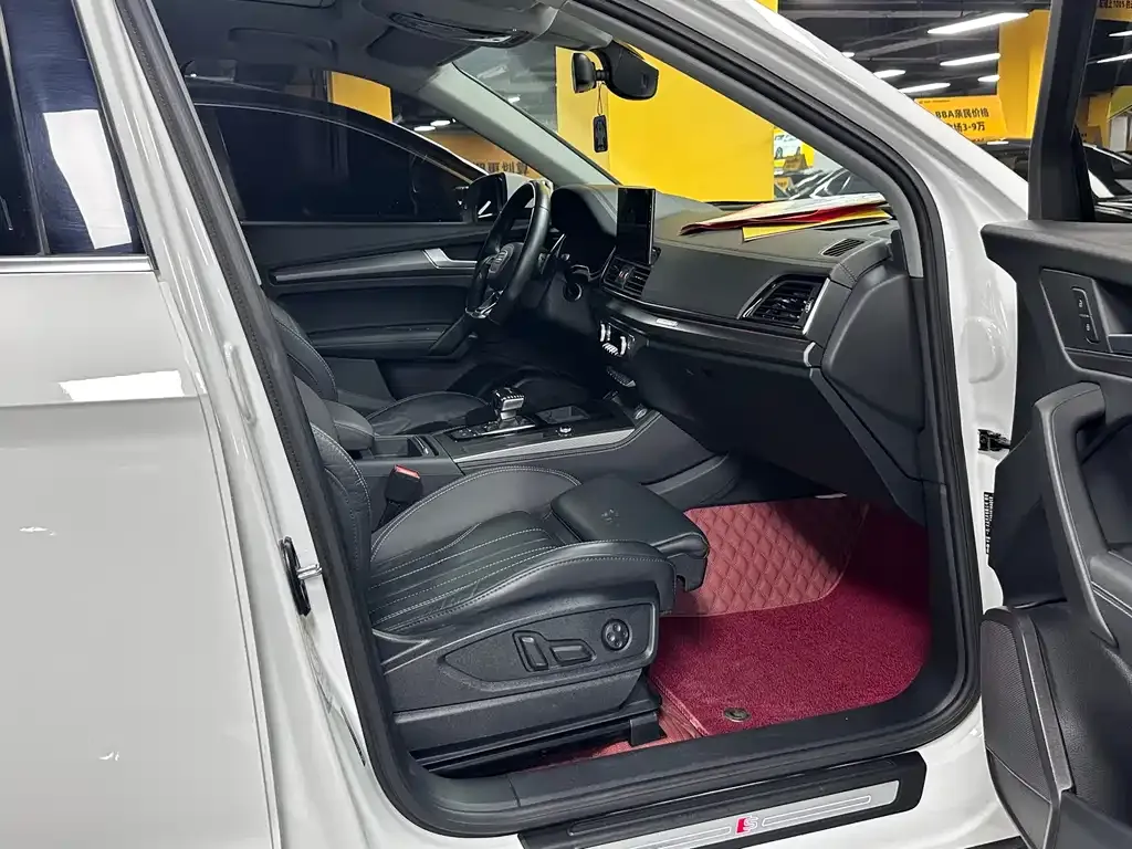 Audi Q5L 2022 из CN, фото 7