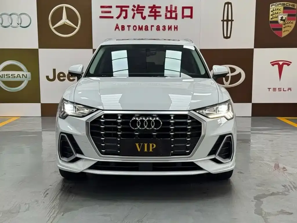 Audi Q3 — фото 10
