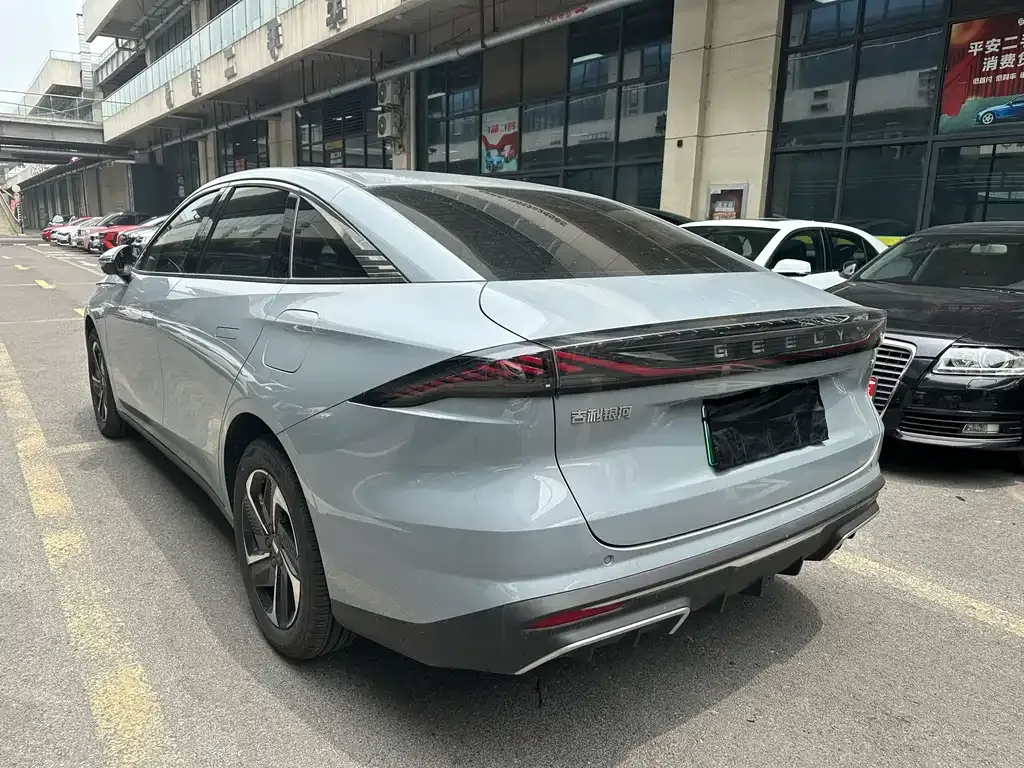 Geely Galaxy L6 2024 из CN, фото 9