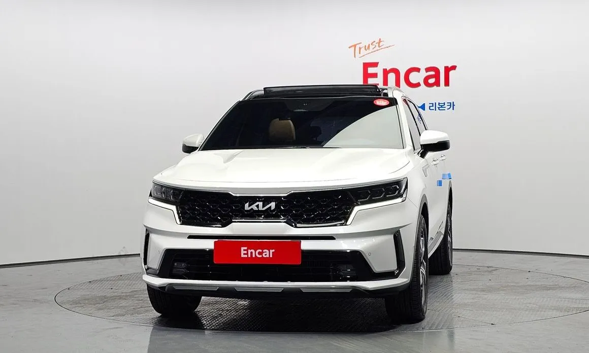 Kia Sorento — фото 8