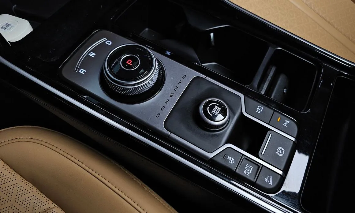 Kia Sorento — фото 3