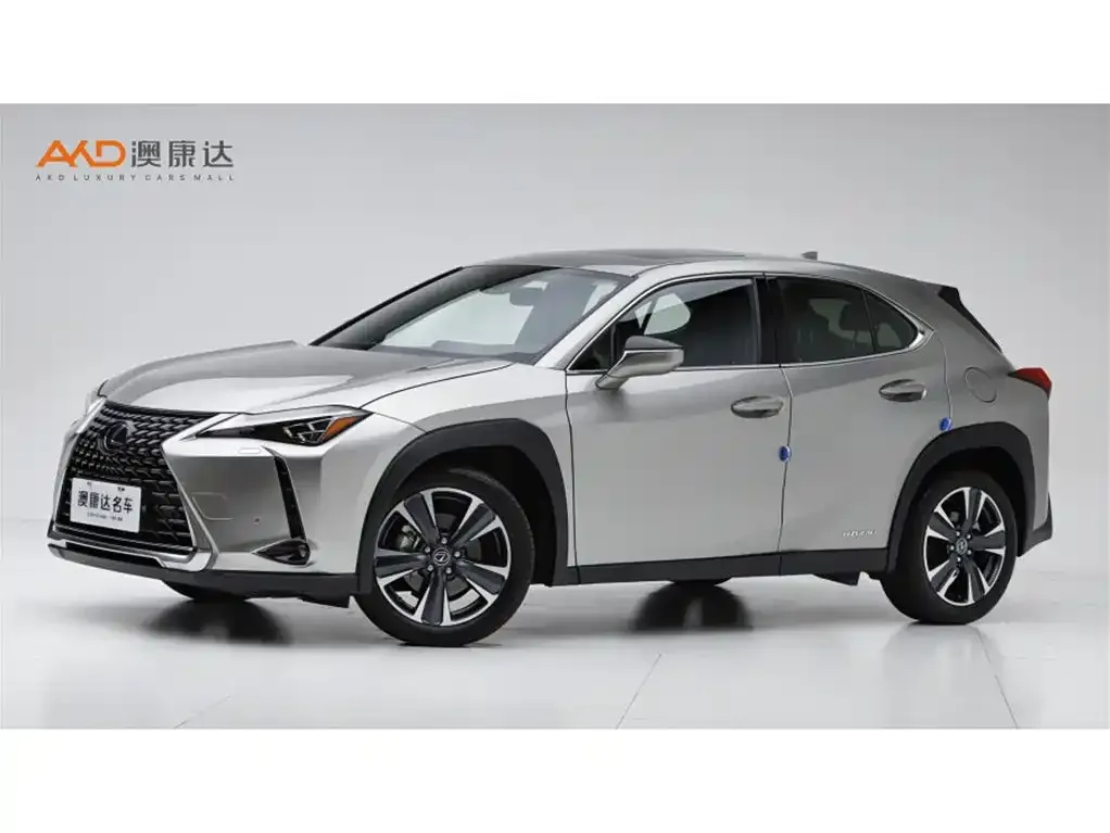 Lexus UX — фото 1