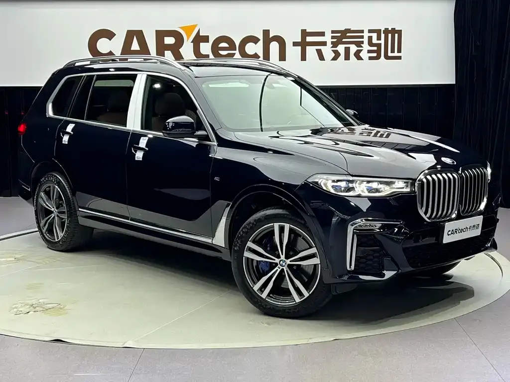 BMW X7 — фото 2