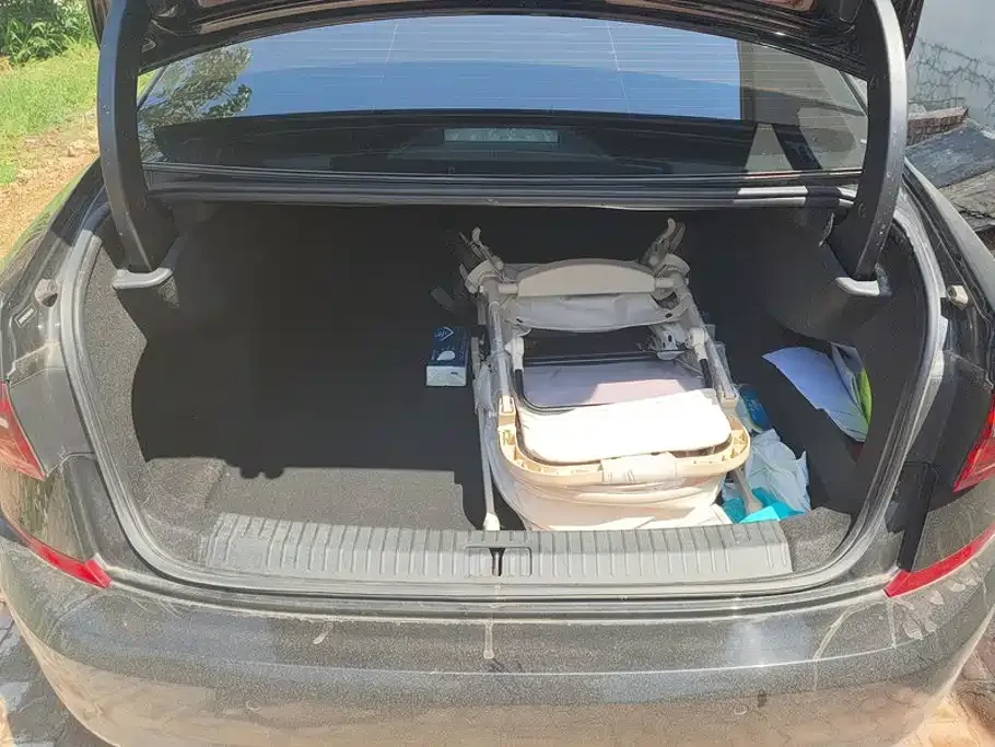 Volkswagen Passat — фото 4