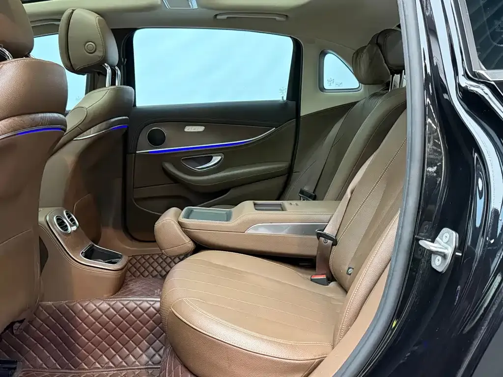 Mercedes-Benz E-Class New Energy — фото 9