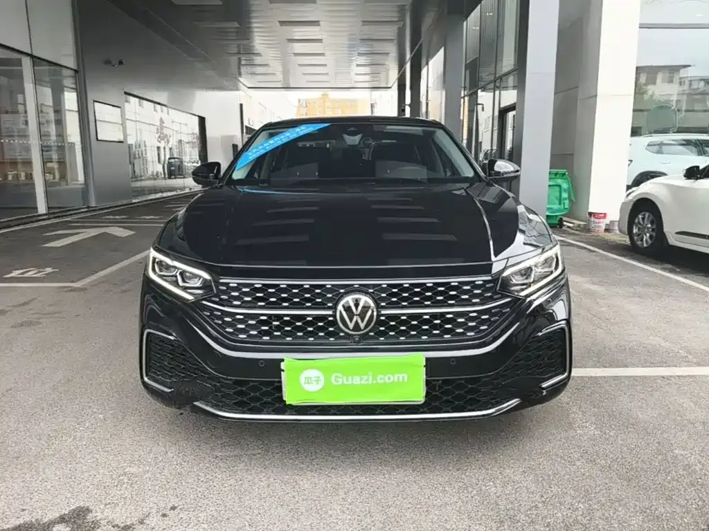Volkswagen Passat — фото 10