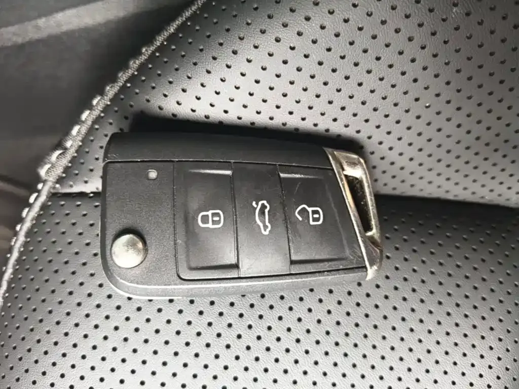 Volkswagen Passat — фото 5