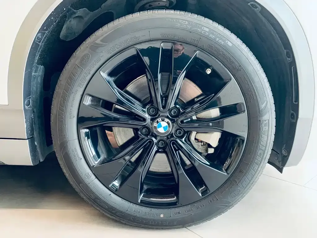 BMW X2 — фото 8