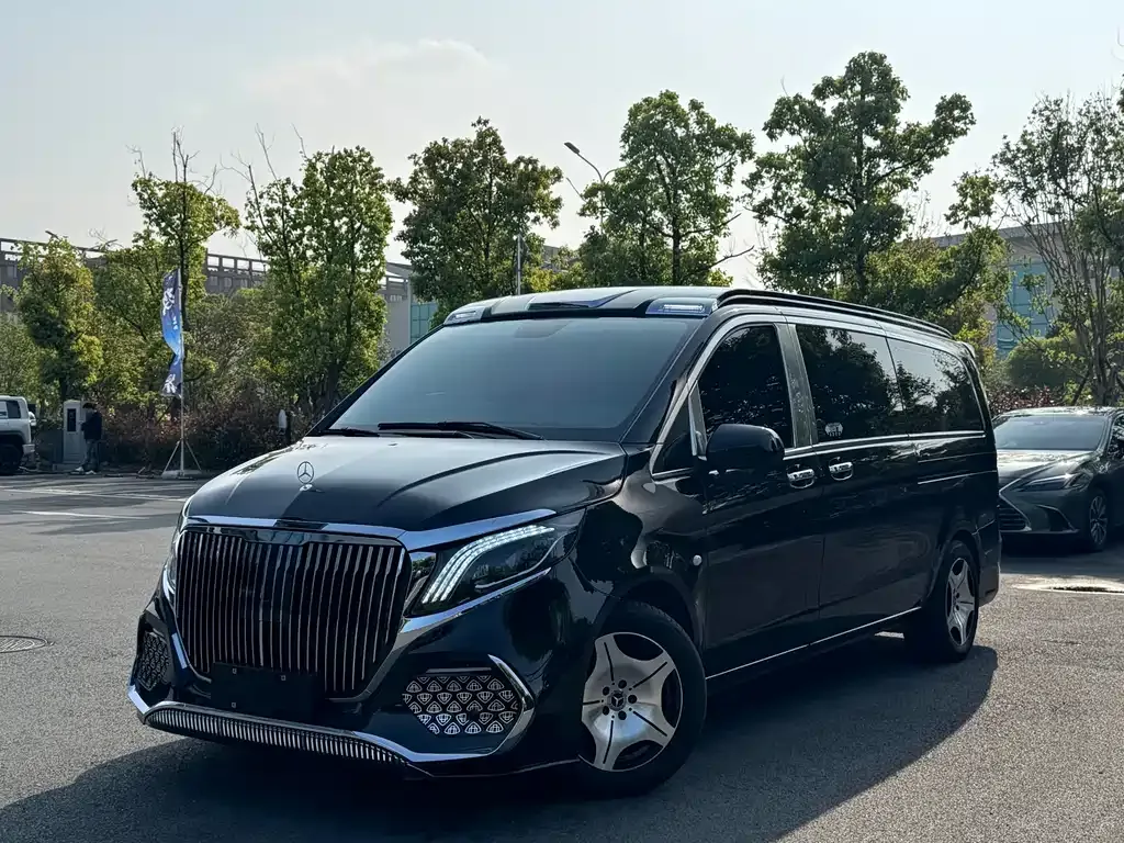 Mercedes-Benz Vito — фото 1