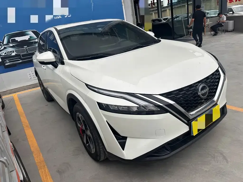 Nissan Qashqai — фото 4