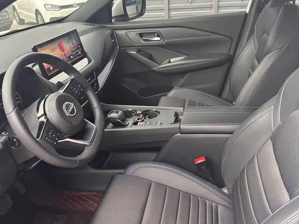 Nissan Qashqai — фото 10