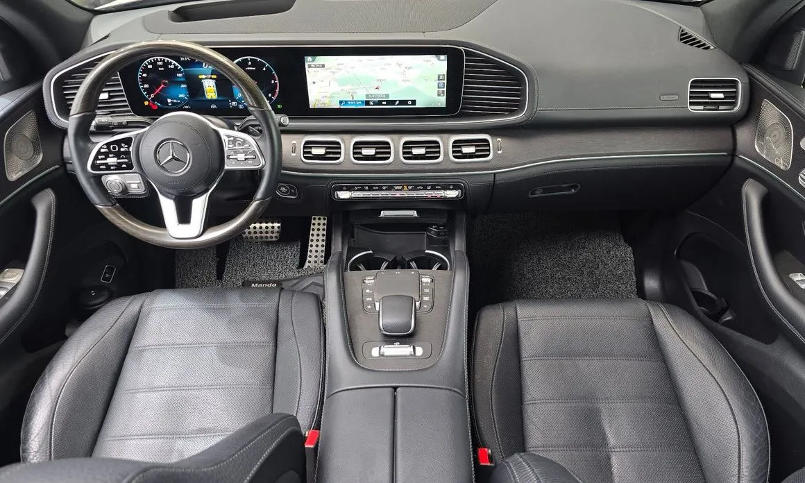 Mercedes-Benz GLS-Class — фото 10