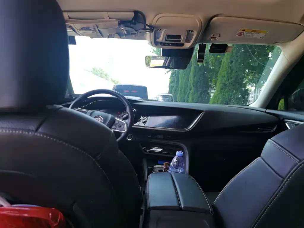 Buick Envision Plus — фото 2