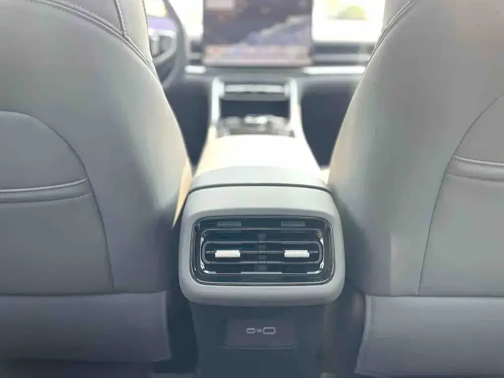 Geely 银河A7 EM 2025 из CN, фото 5