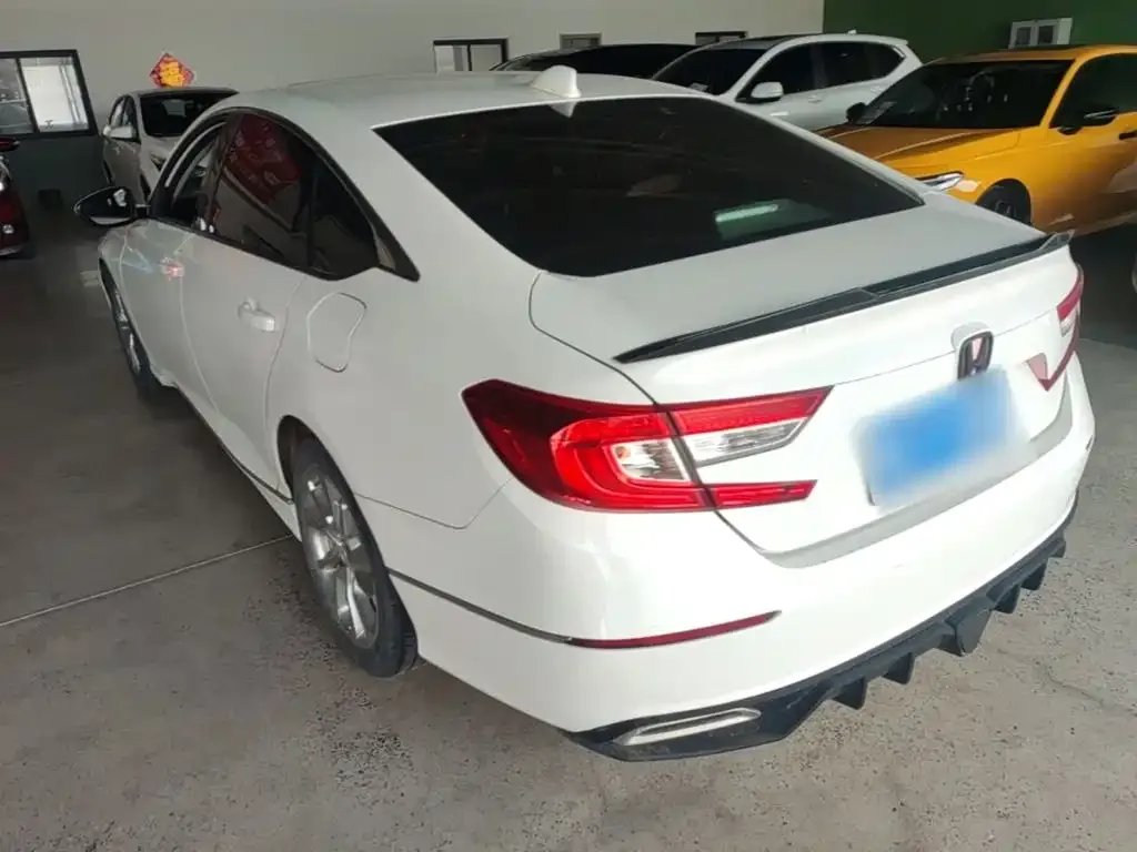 Honda Accord — фото 2